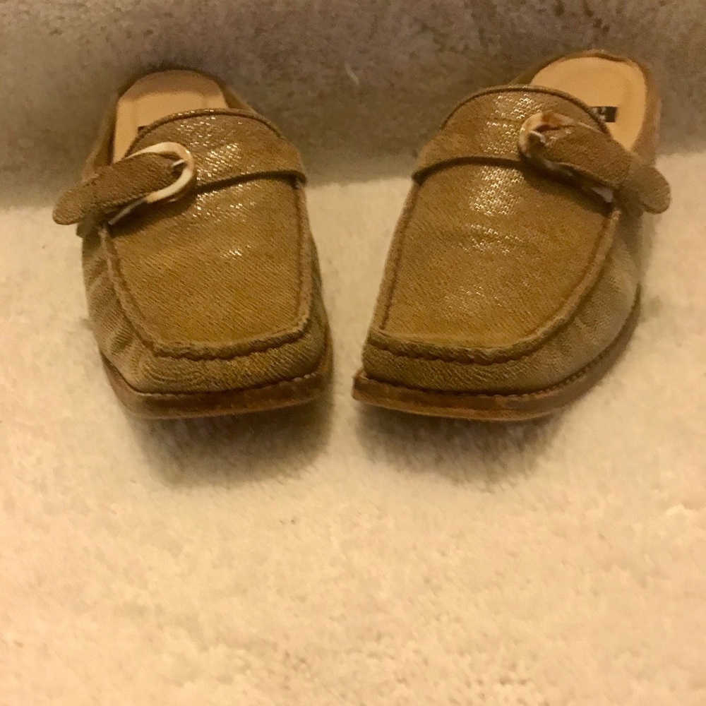 🌺Stuart Weitzman Mules 👌🏼 - Picture 2 of 8